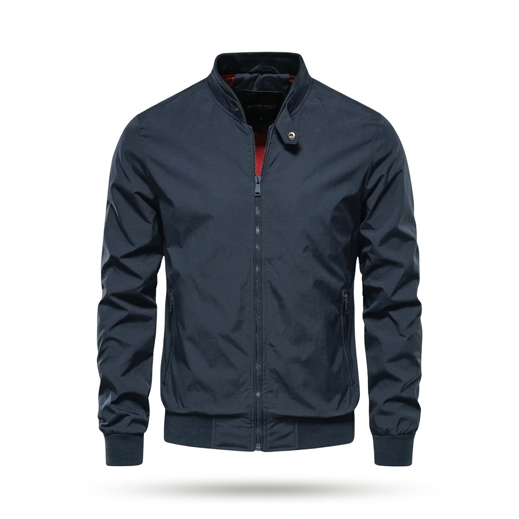 Aveloro Etereo Leichtjacke am Model