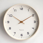 Aveloro Nordholt Wanduhr in Creme