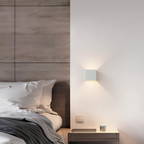 Aveloro Sensora LED-Wandleuchte im Schlafzimmer