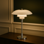 Aveloro Nordelia Tischlampe in Weiß und Silber