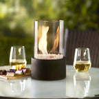 Aveloro Flamora Bioethanol-Tischkamin Anwendungsbild Terrasse