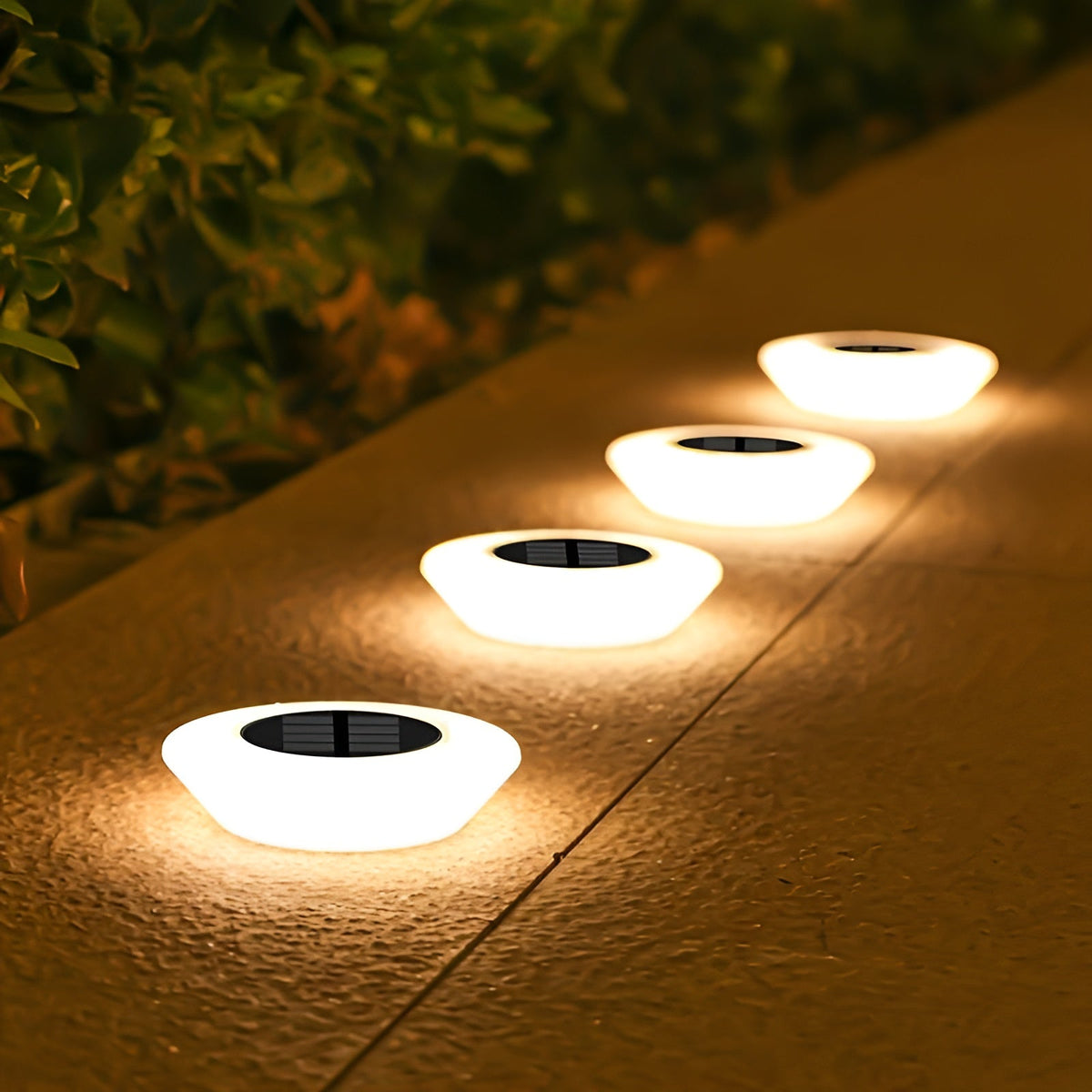 Aveloro Solvia Solar-Bodenleuchte im Garten