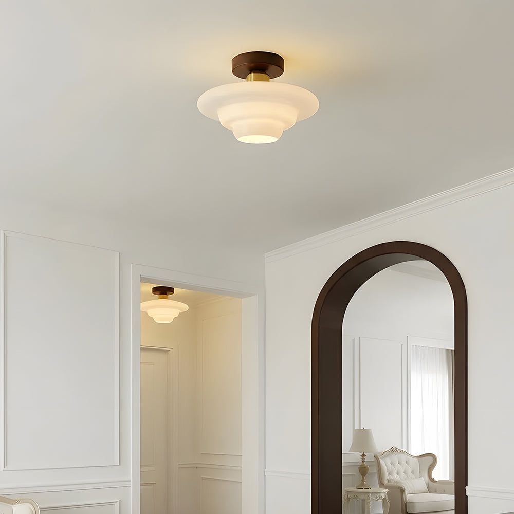 Aveloro Cuprana Deckenlampe Nahaufnahme Walnussholz und Kupferdetail