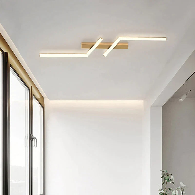 Aveloro Croxa LED-Deckenleuchte im Wohnzimmer