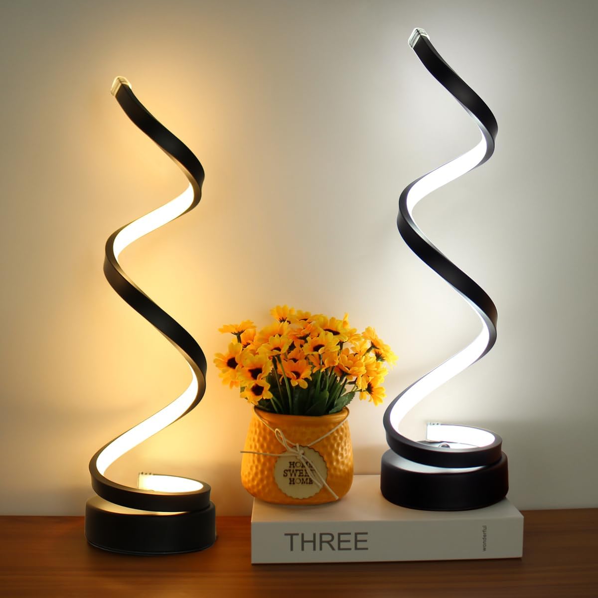 Aveloro Vortica LED-Tischlampe Warmweiß und Kaltweiß im Vergleich
