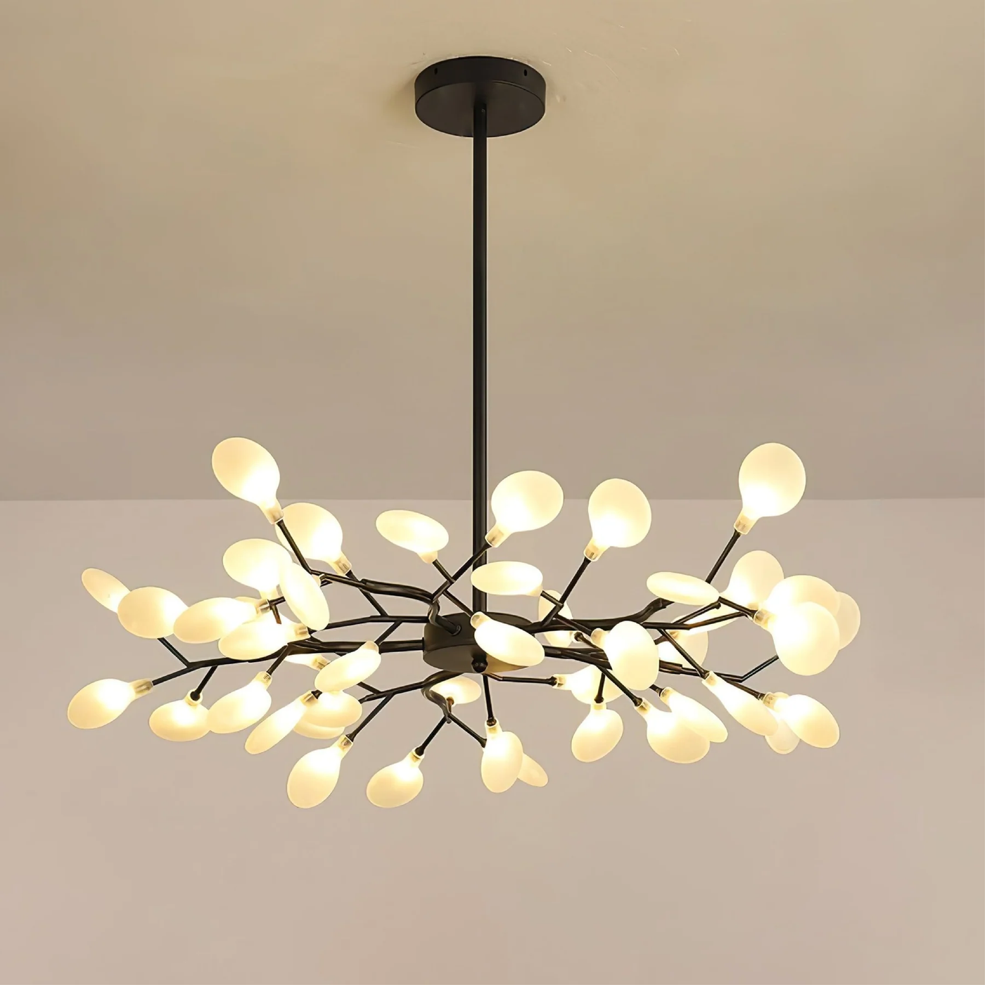 Aveloro Stellara LED-Kronleuchter Detailansicht Lichtpunkte